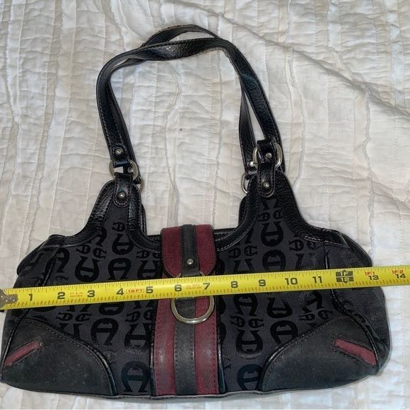 Etienne Aigner leather
 purse w/zipper and magnetic latch closure. 3 sections - Picture 14 of 16